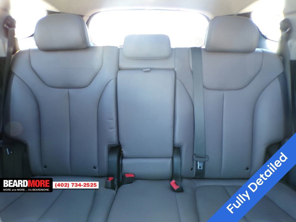 Used 2019 Hyundai Santa Fe AWD image 12