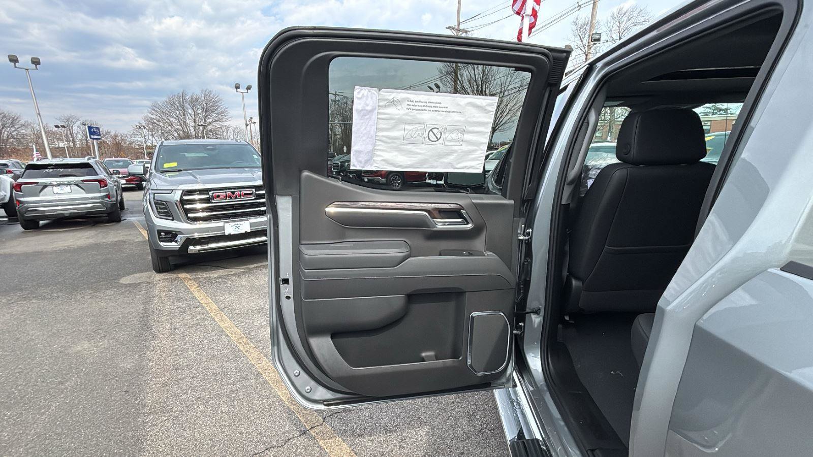 New 2026 GMC Sierra 1500 SLT w/ SLT Premium Plus Package image 33