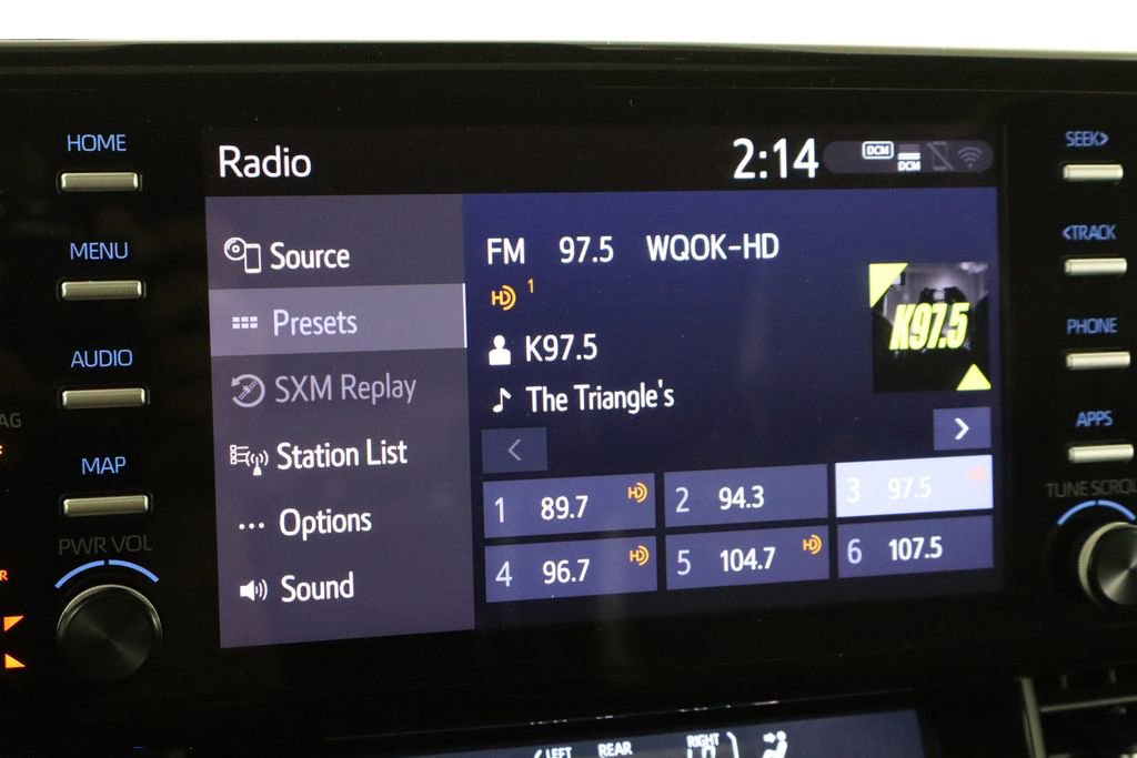 Used 2024 Toyota Sienna XLE image 34