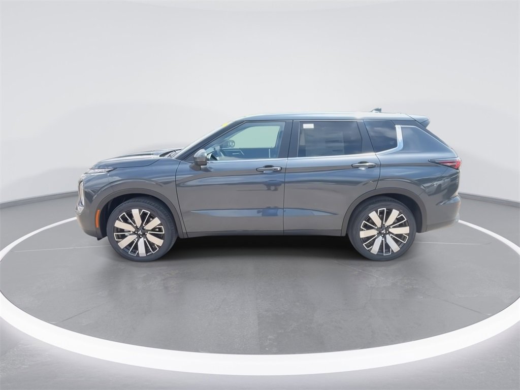 New 2025 Mitsubishi Outlander SE image 5