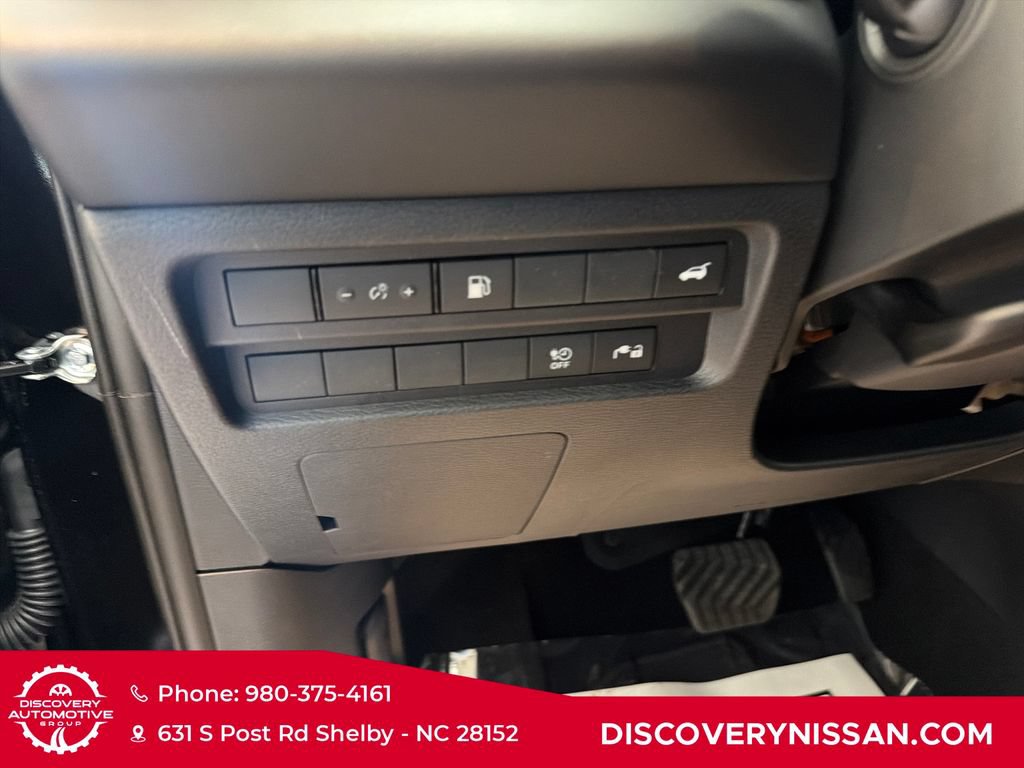 New 2026 Nissan Rogue SL AWD/4WD image 13