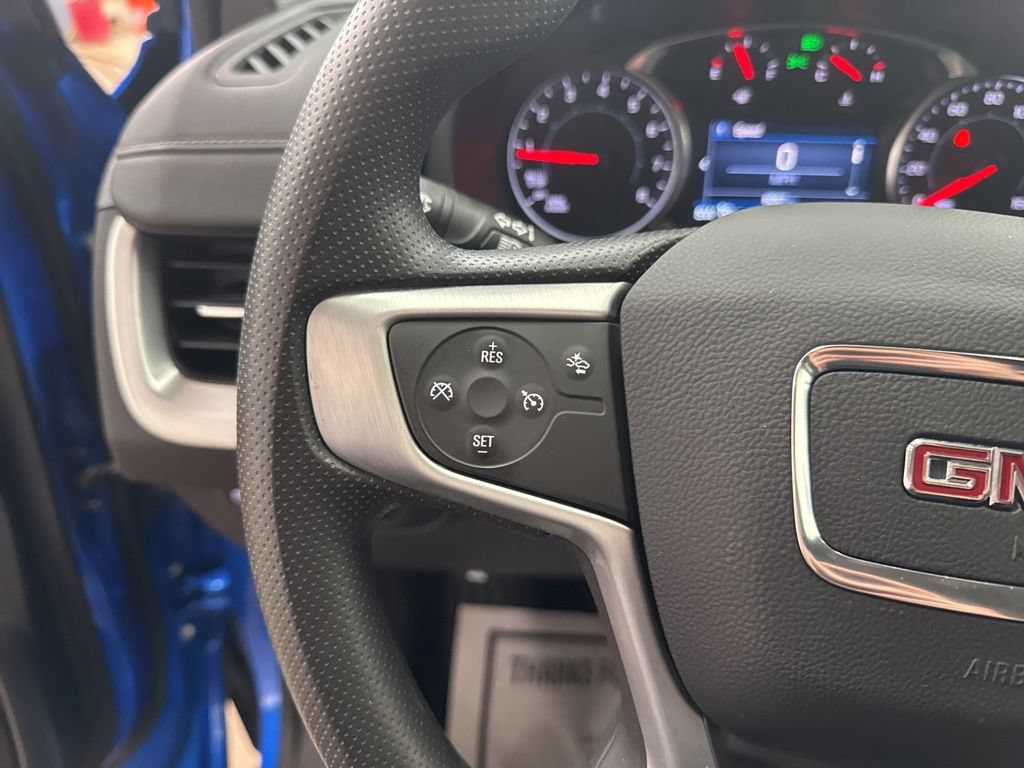 Used 2024 GMC Terrain SLE AWD/4WD image 27
