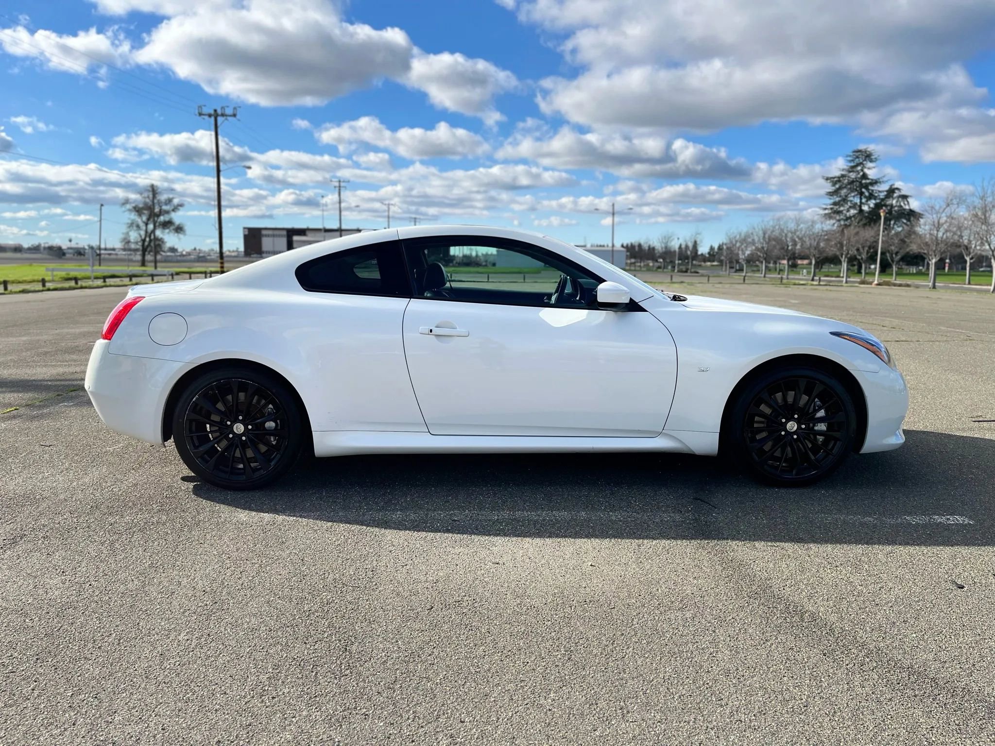 Used 2014 INFINITI Q60 Journey w/ Premium Package image 4