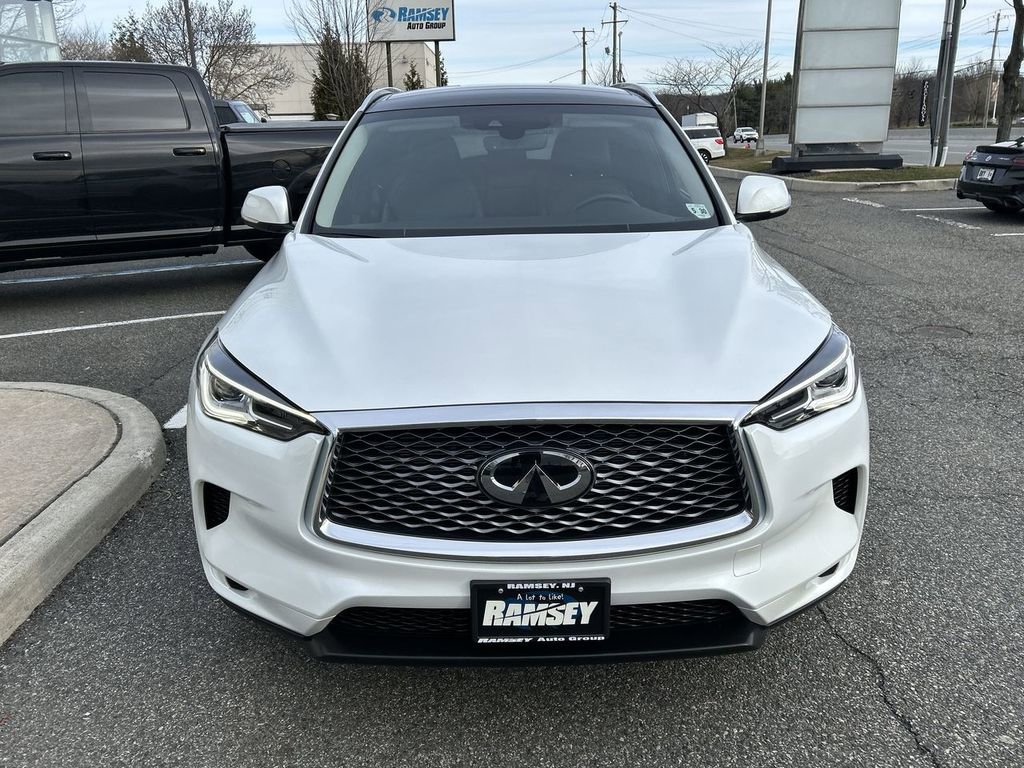 Certified 2025 INFINITI QX50 Luxe image 3