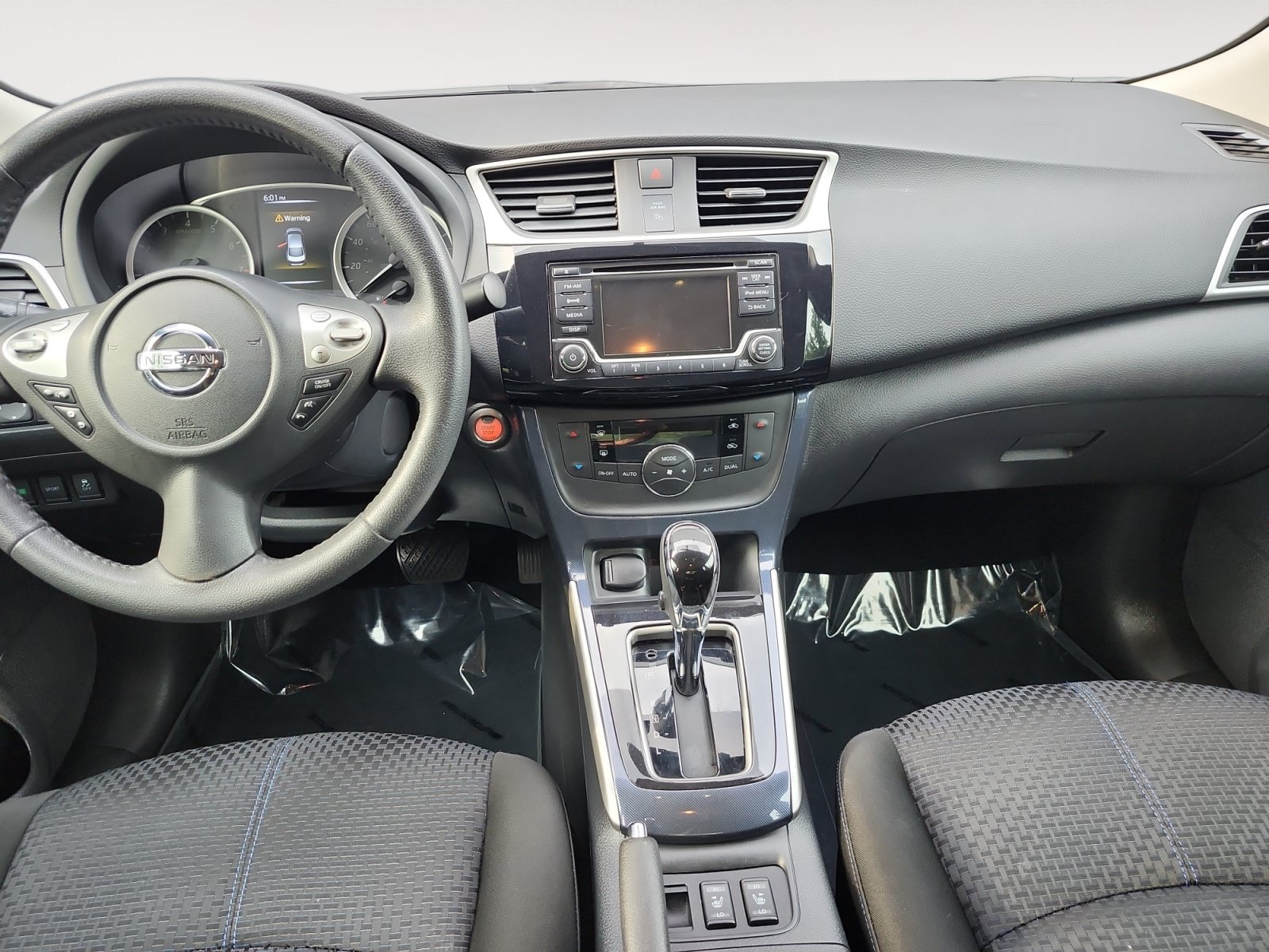 Used 2018 Nissan Sentra SR w/ SR Midnight Edition Package FWD image 14