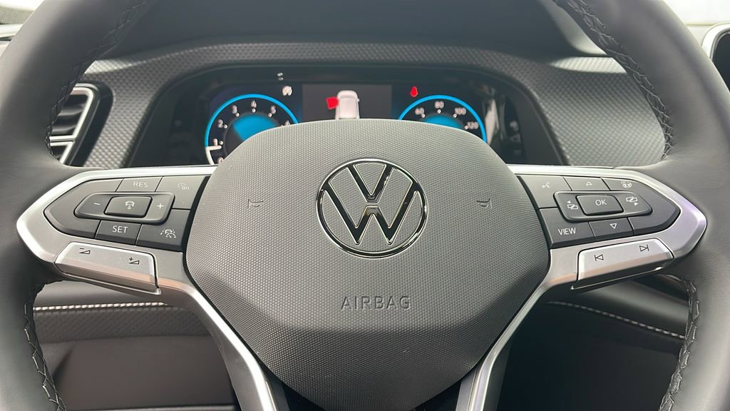 New 2025 Volkswagen Atlas Cross Sport SEL Premium R-Line image 23