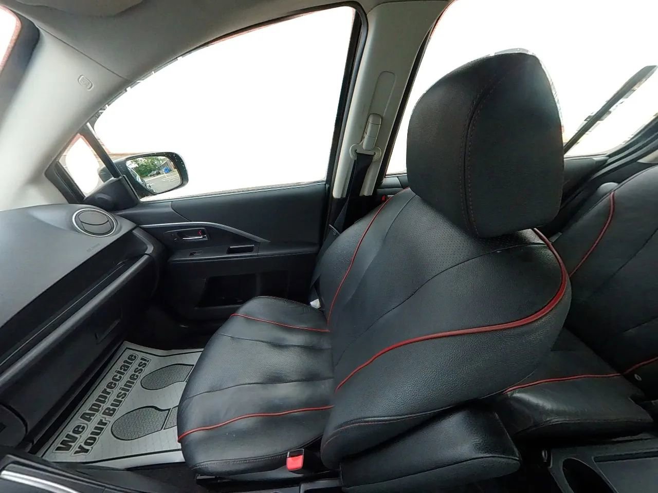 Used 2012 MAZDA MAZDA5 Grand Touring image 30