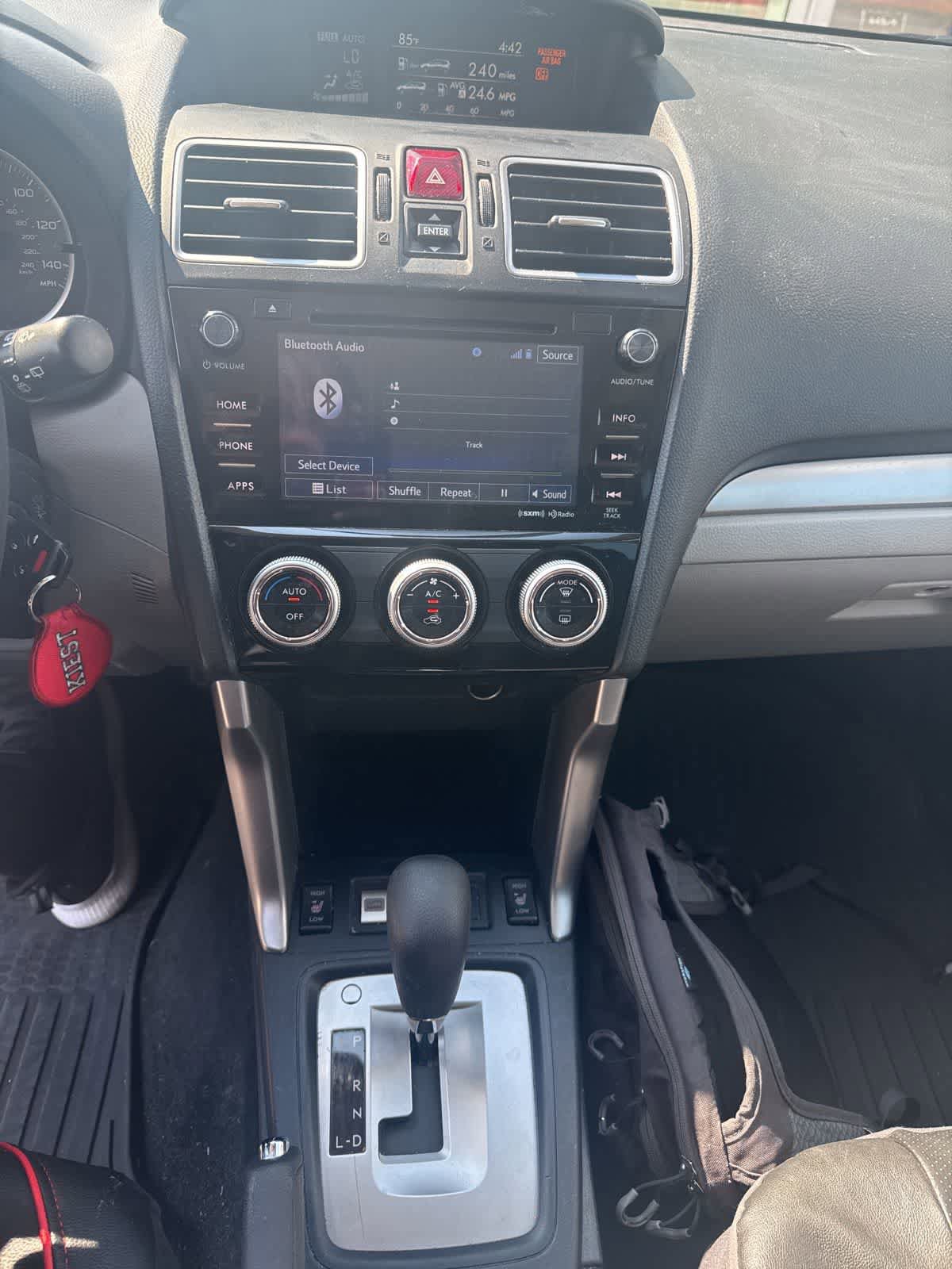 Used 2018 Subaru Forester 2.5i Premium w/ All-Weather Package AWD/4WD image 4