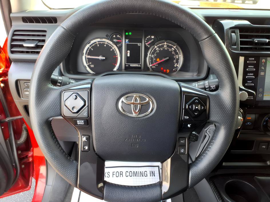 Used 2022 Toyota 4Runner TRD Off-Road Premium w/ Moonroof Package AWD/4WD image 25