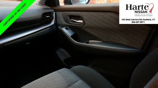 Certified 2021 Nissan Rogue SV image 32