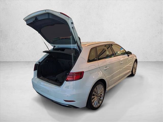 Used 2017 Audi A3 e-tron Premium Plus w/ Premium Plus Package FWD image 19