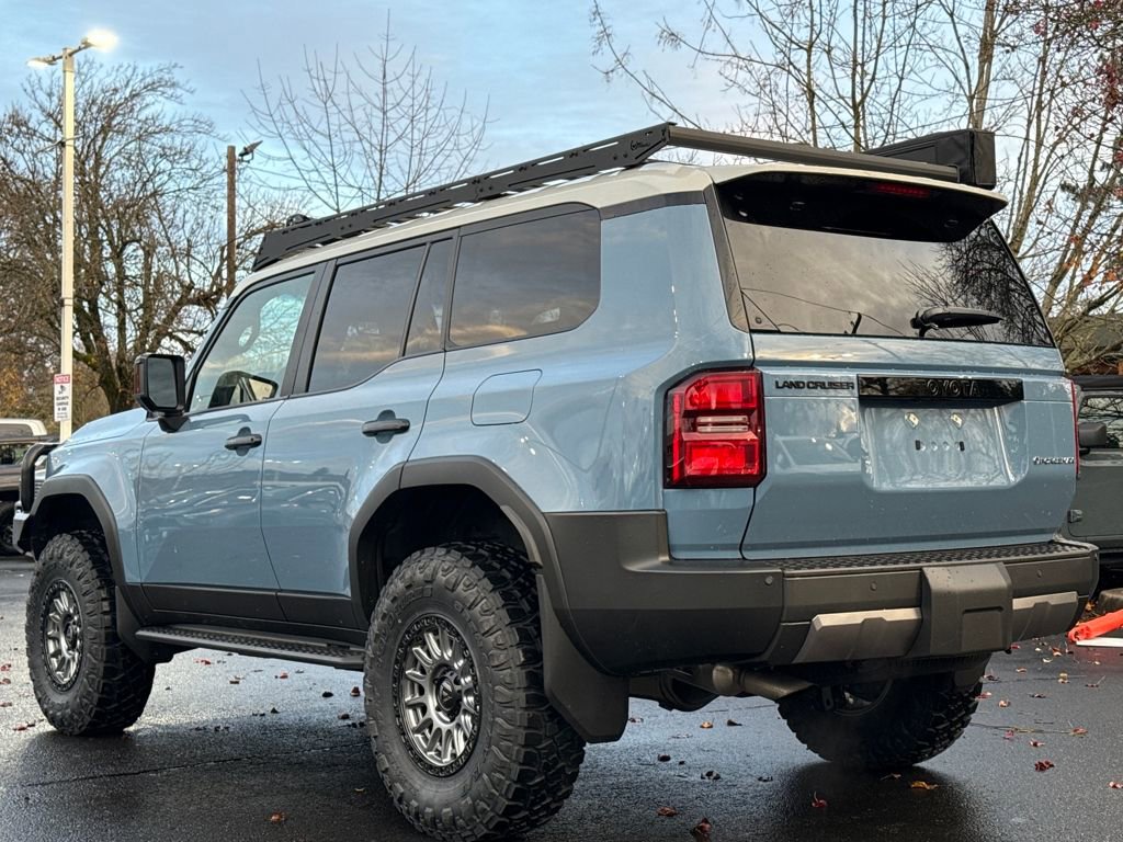 Used 2024 Toyota Land Cruiser image 3