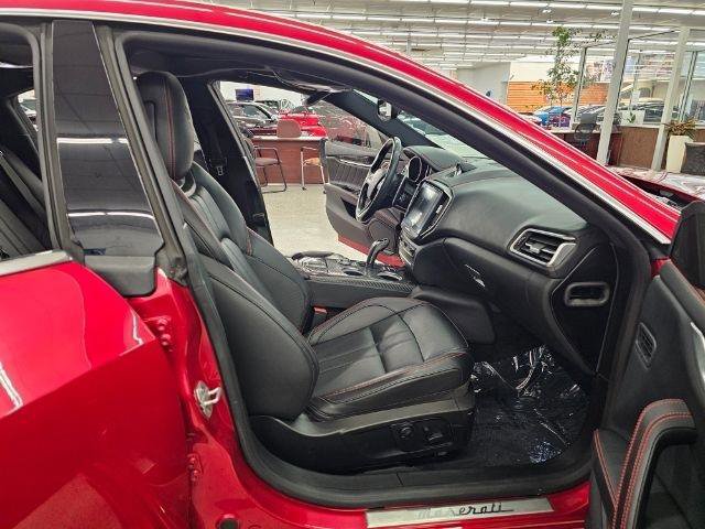 Used 2019 Maserati Ghibli S GranSport Q4 image 32