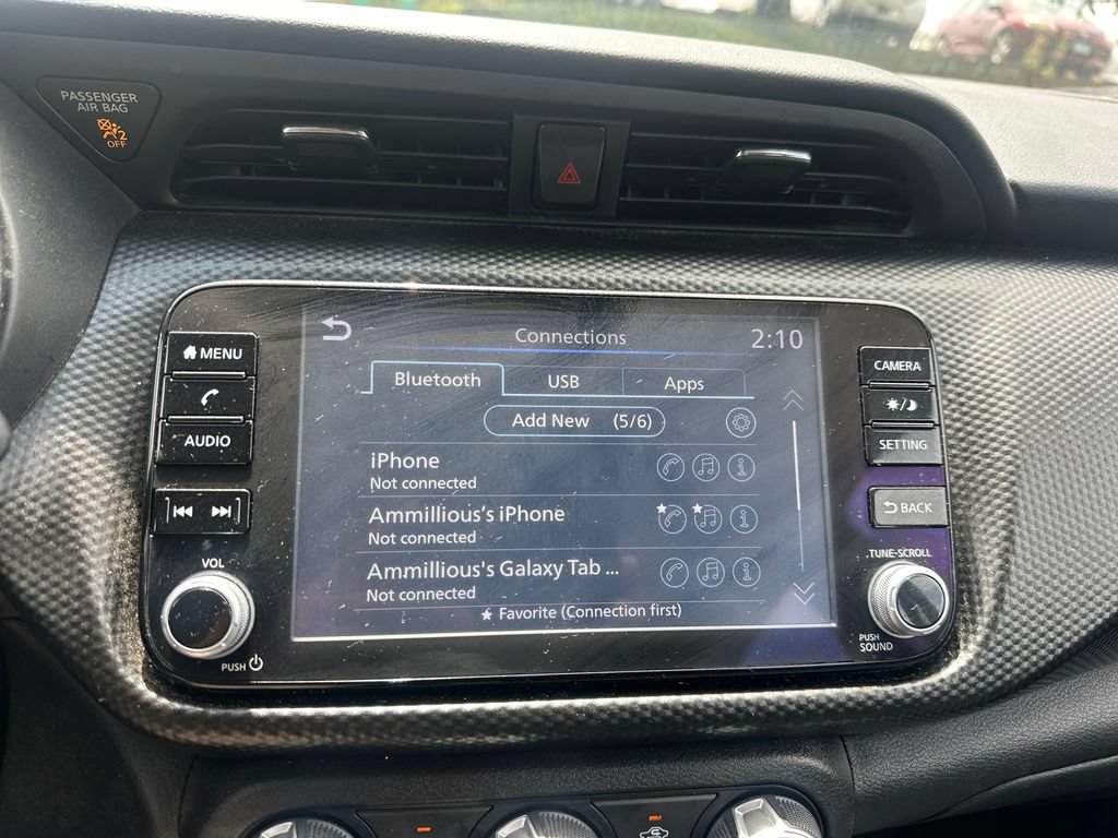 Used 2023 Nissan Kicks SV FWD image 19