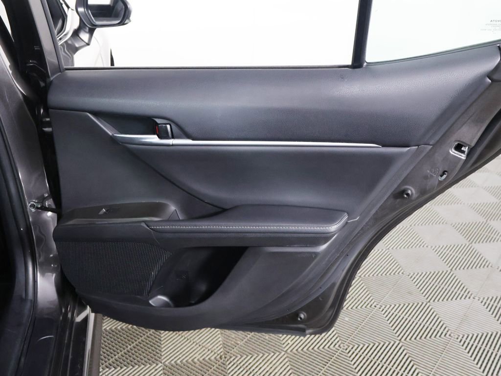 Used 2023 Toyota Camry XSE FWD image 22