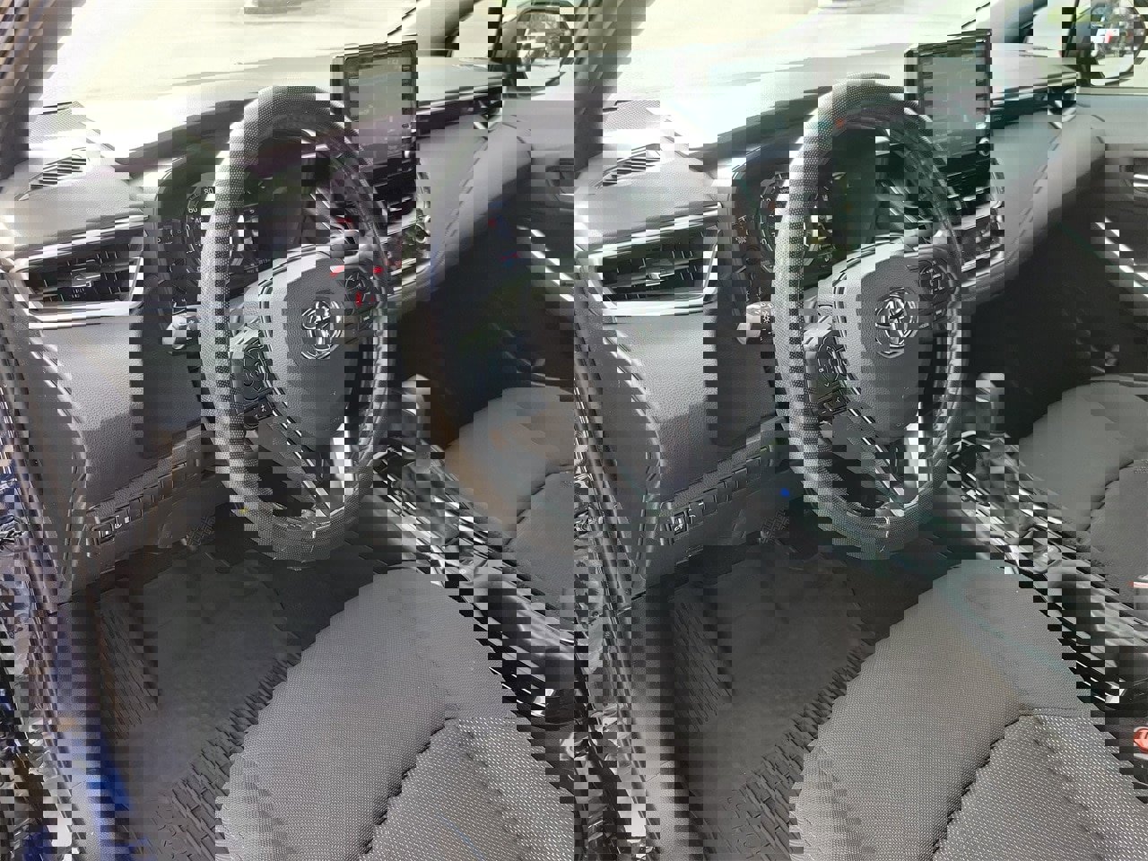 Used 2022 Toyota Corolla SE image 15