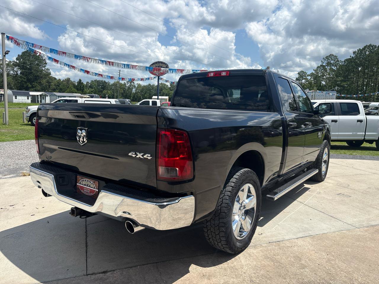 Used 2019 RAM 1500 Express w/ Express Value Package AWD/4WD image 5