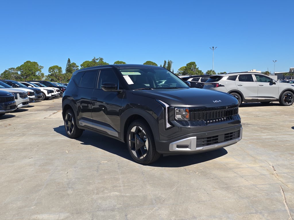 New 2027 Kia Seltos EX FWD image 2