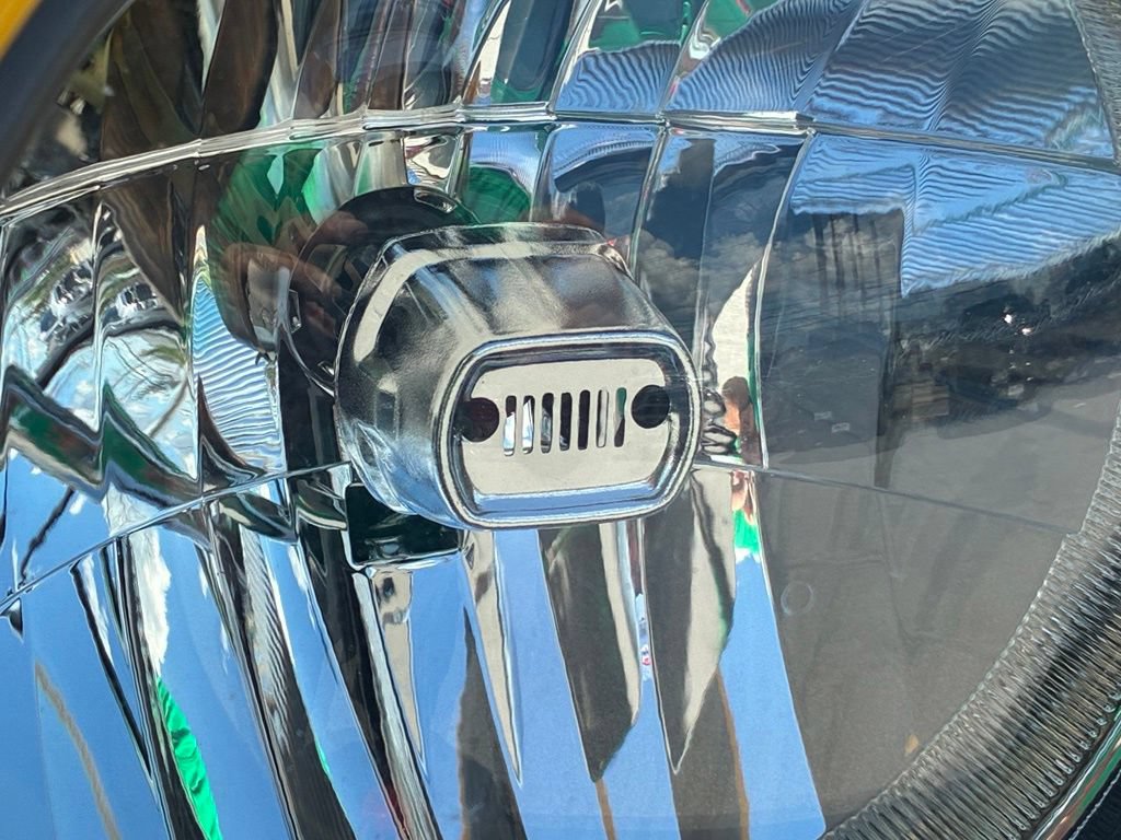 Used 2020 Jeep Wrangler Rubicon w/ Uconnect 4C Nav & Sound Group AWD/4WD image 34