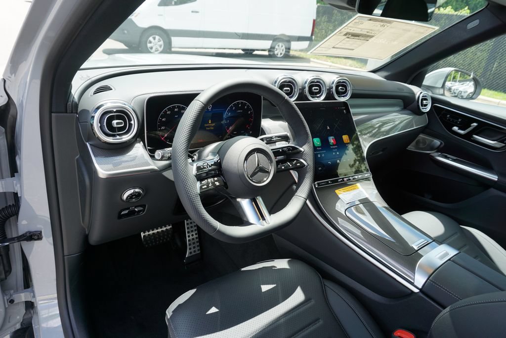 Certified 2025 Mercedes-Benz GLC 300 4MATIC image 23