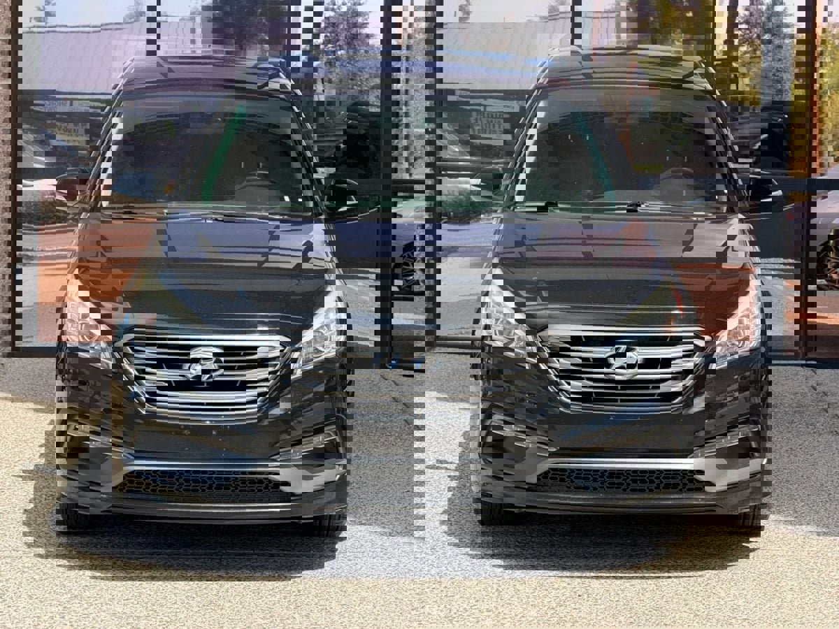 Used 2016 Hyundai Sonata Sport w/ Option Group 02 FWD image 19