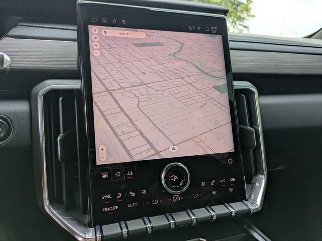 New 2026 GMC Acadia Denali w/ Super Cruise Package FWD image 26