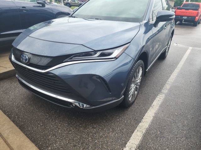 Used 2024 Toyota Venza Limited AWD/4WD image 1