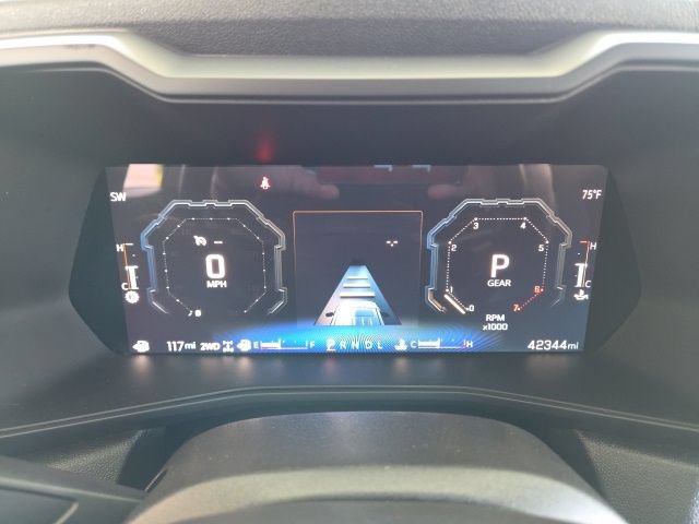 Used 2024 Chevrolet Colorado Trail Boss w/ Technology Package AWD/4WD image 16