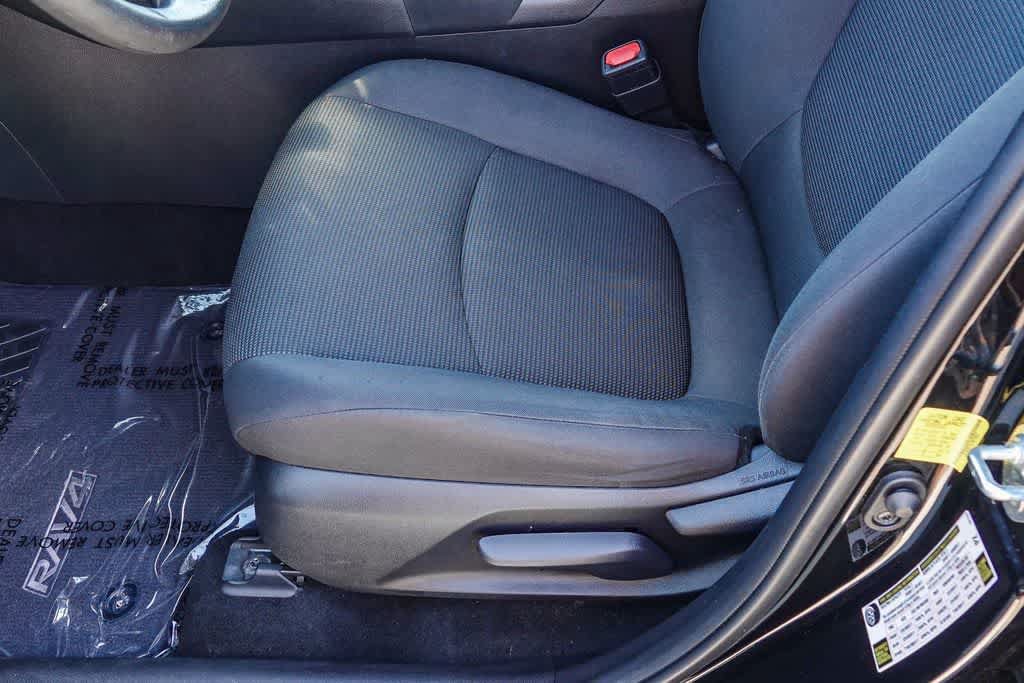 Used 2020 Toyota RAV4 LE w/ Carpet Mat Package FWD image 20