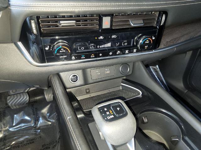 Certified 2021 Nissan Rogue Platinum FWD image 21