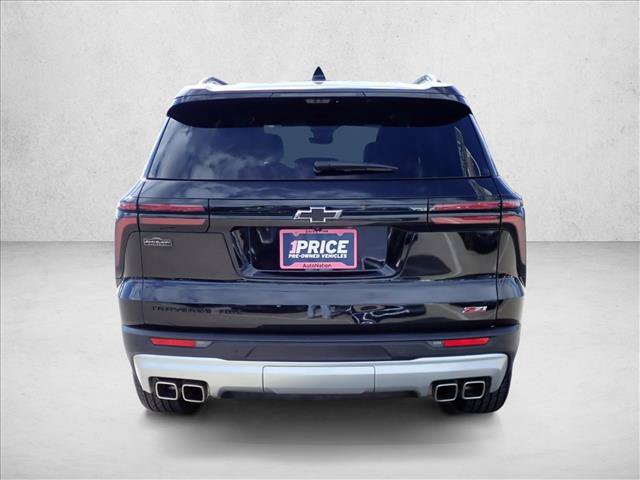 Used 2024 Chevrolet Traverse Z71 w/ Enhanced Driving Package AWD/4WD image 3