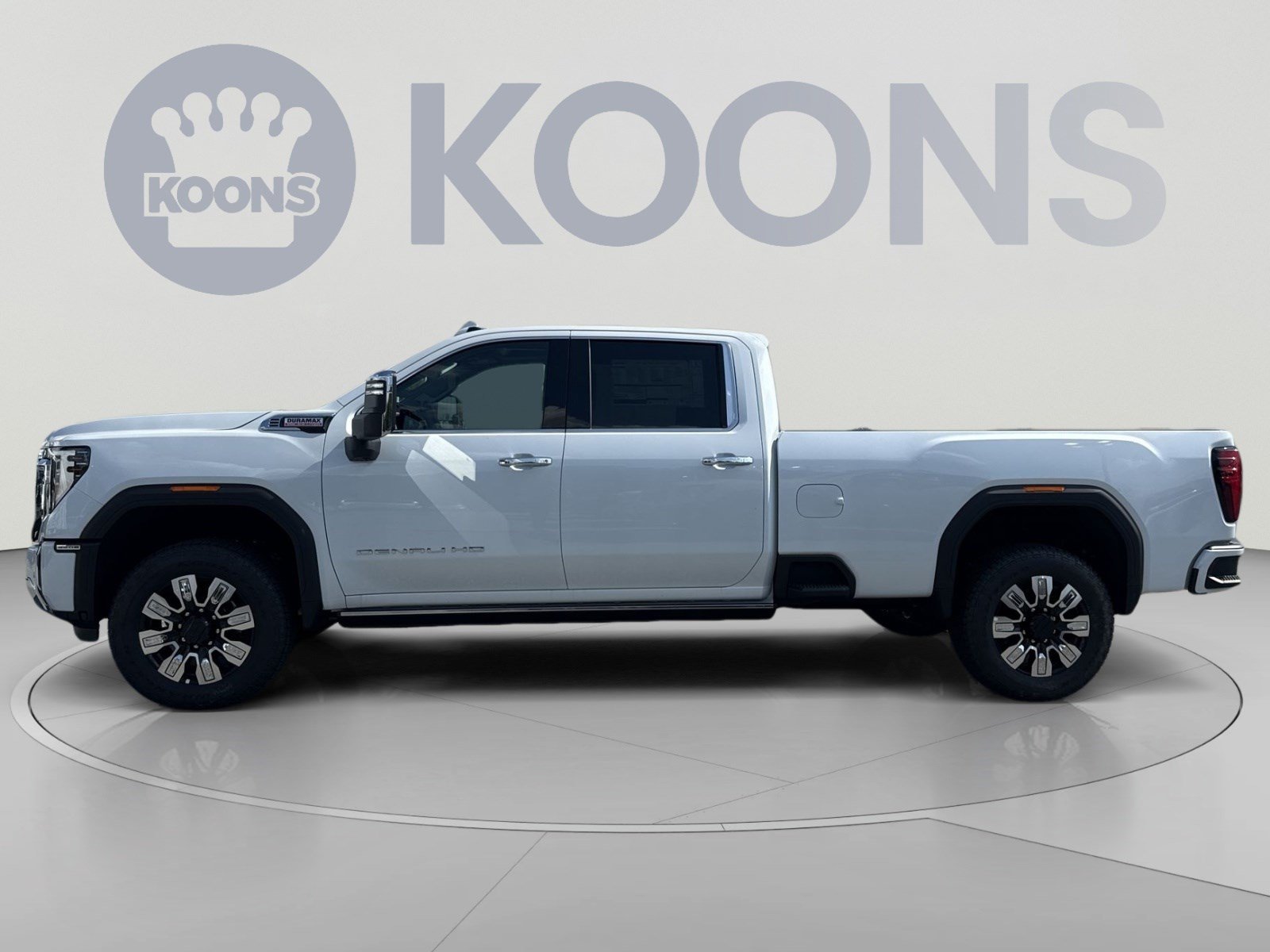 New 2026 GMC Sierra 3500 Denali w/ Denali Reserve Package AWD/4WD image 2