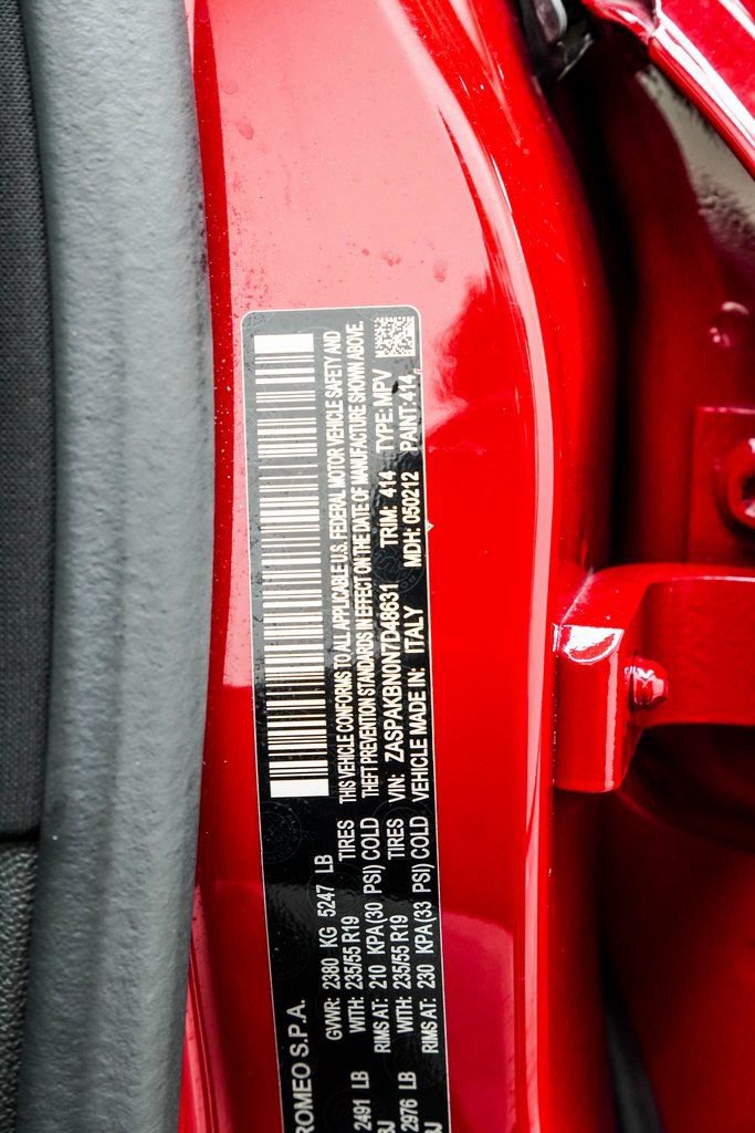 Used 2022 Alfa Romeo Stelvio Ti image 43