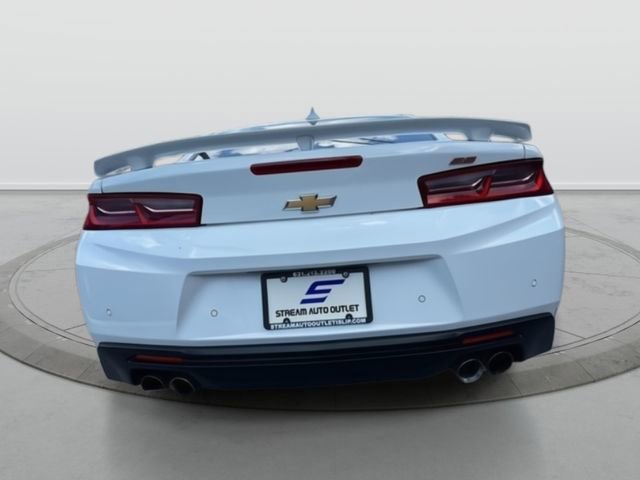 Used 2018 Chevrolet Camaro SS RWD image 7