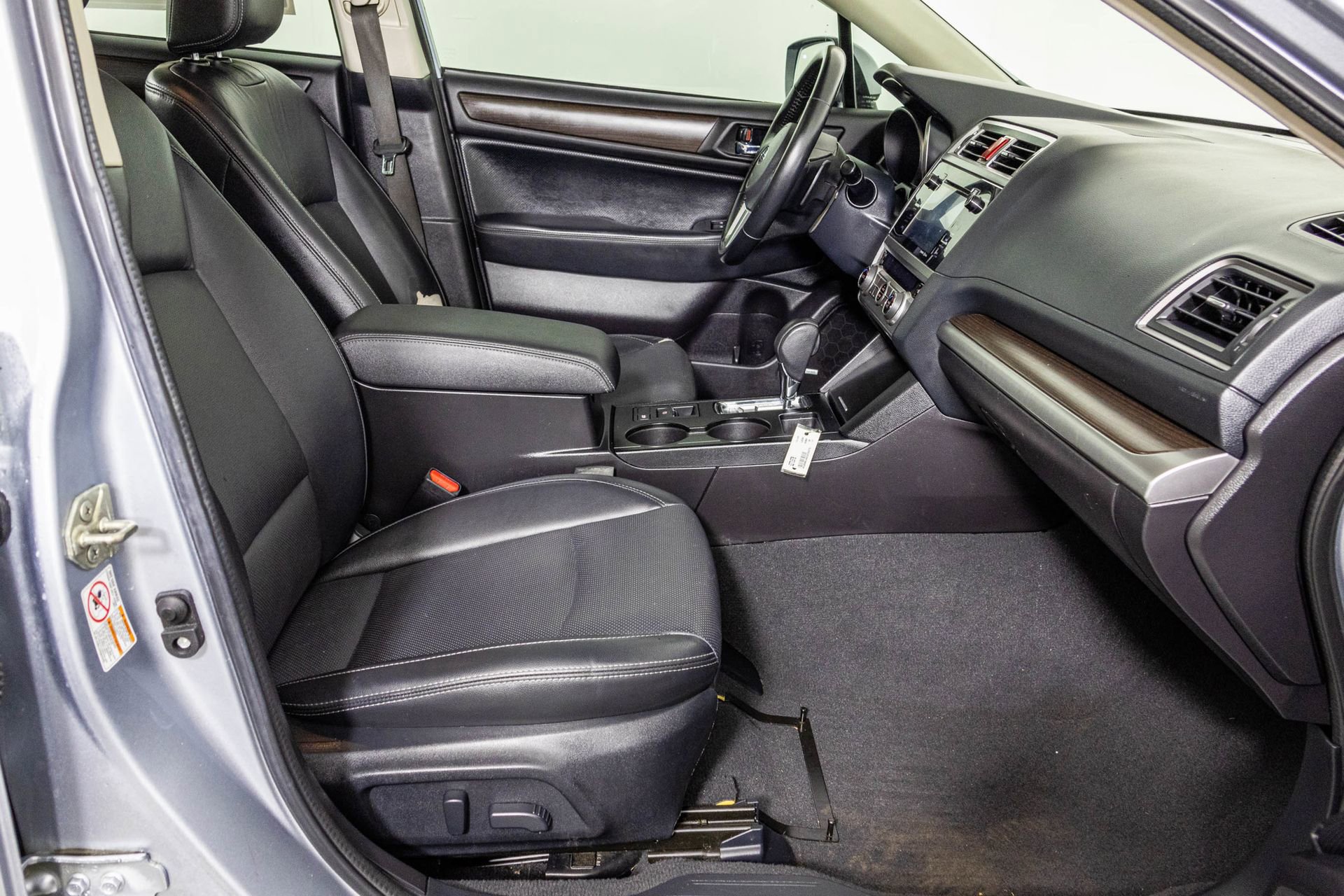 Used 2016 Subaru Legacy 2.5i Limited image 48