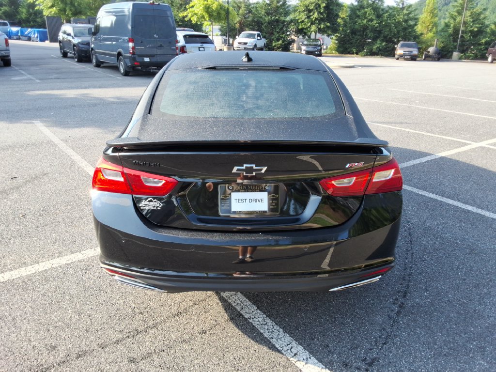 Certified 2025 Chevrolet Malibu RS FWD image 6