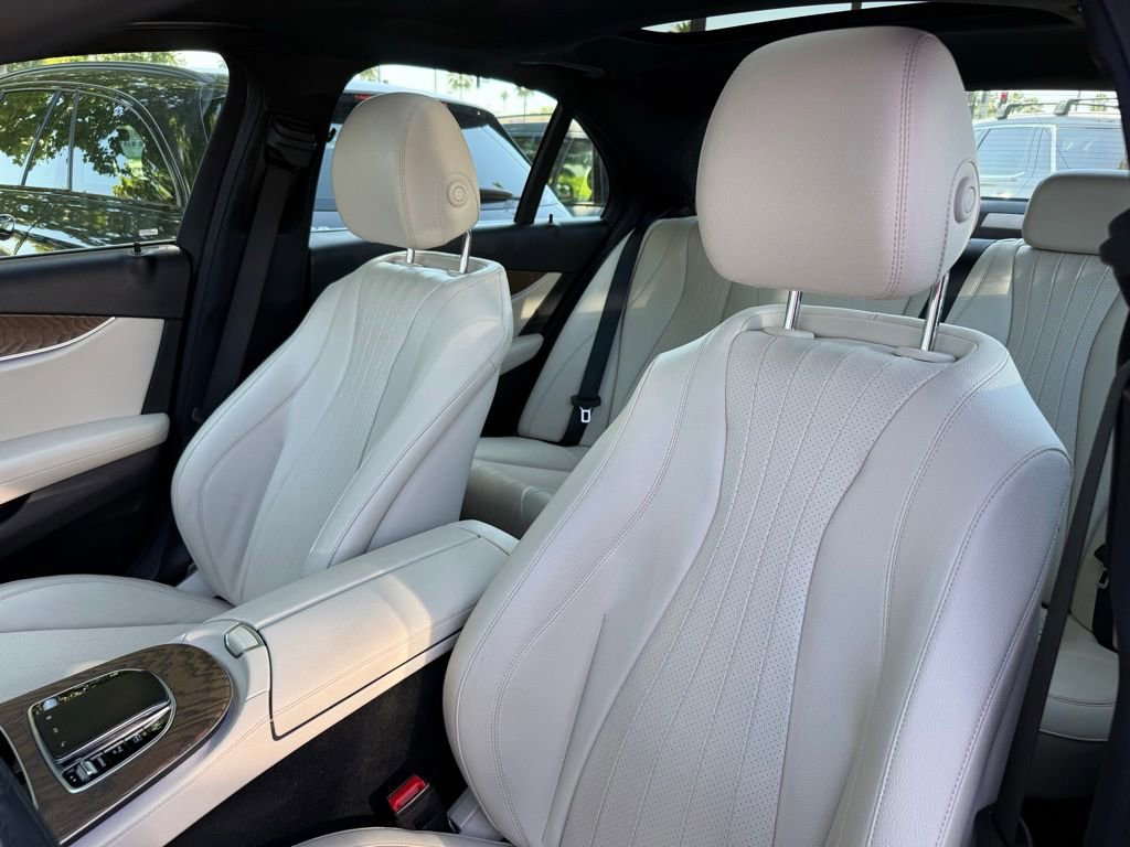 Used 2022 Mercedes-Benz E 350 Sedan image 13