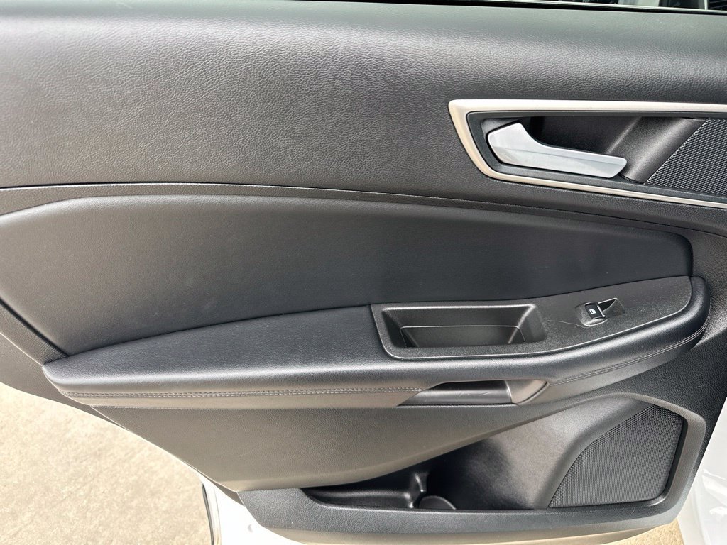 Used 2024 Ford Edge SEL AWD/4WD image 21