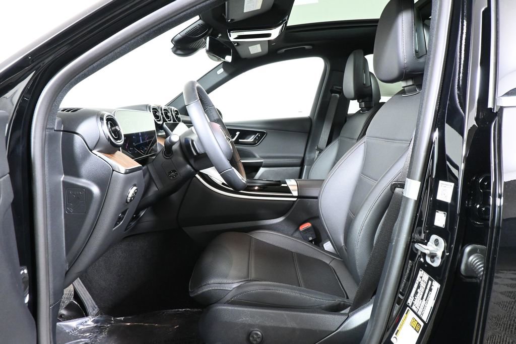 Certified 2026 Mercedes-Benz GLC 300 4MATIC image 3