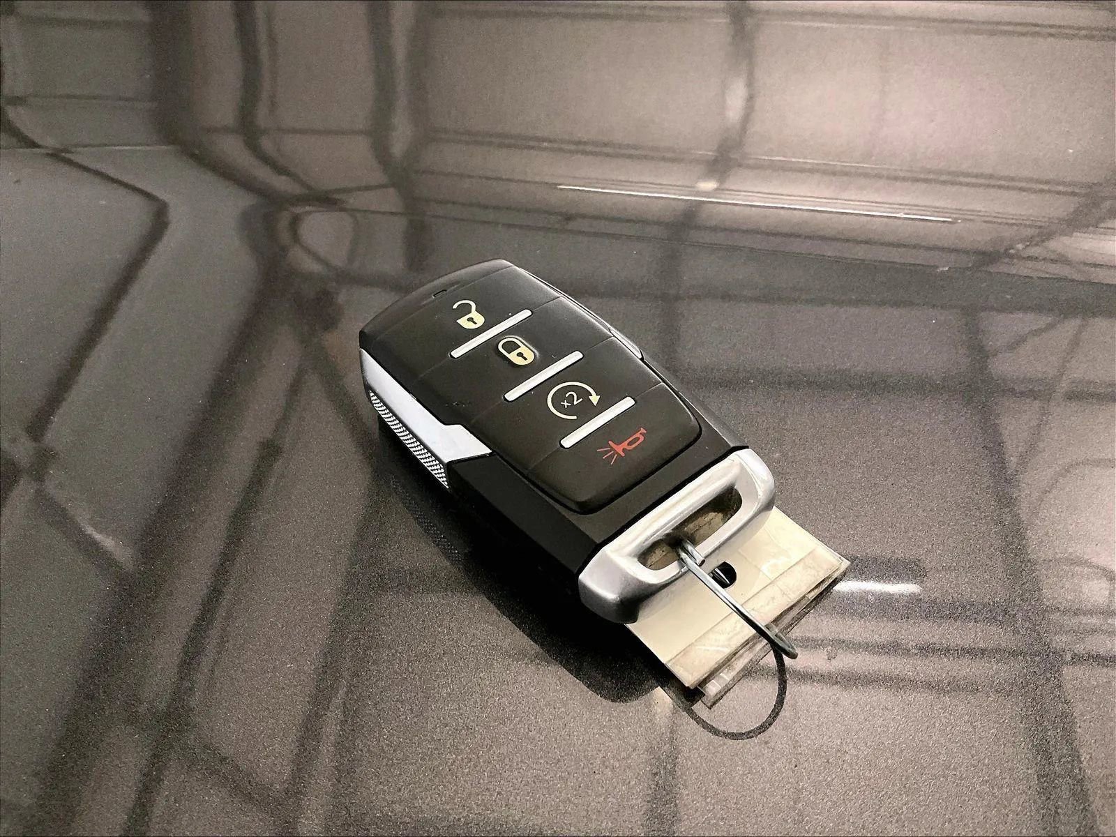 Used 2019 RAM 1500 Laramie image 9