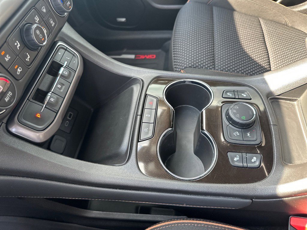 Used 2023 GMC Acadia AT4 image 16