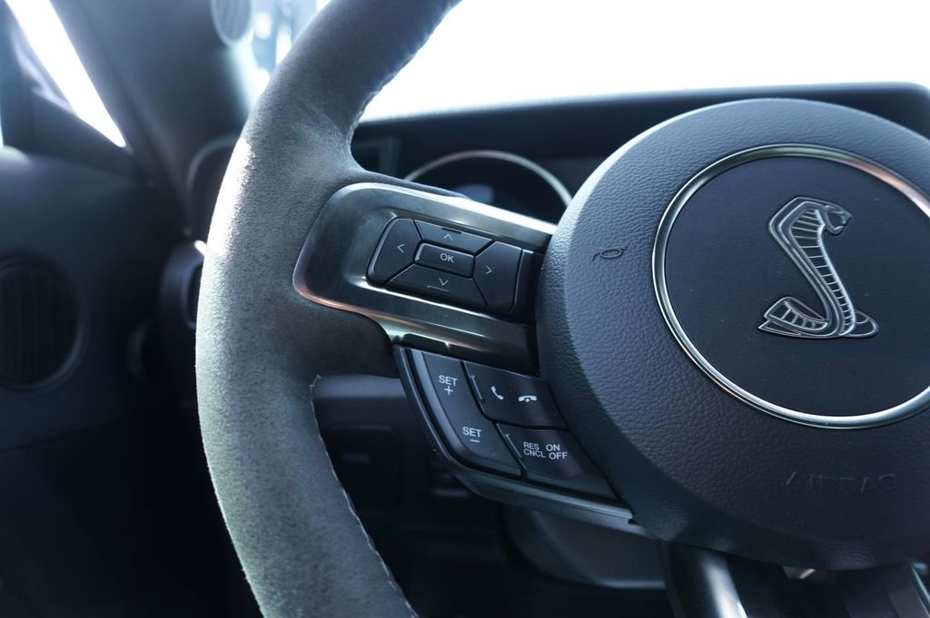 Used 2017 Ford Mustang Shelby GT350 image 31