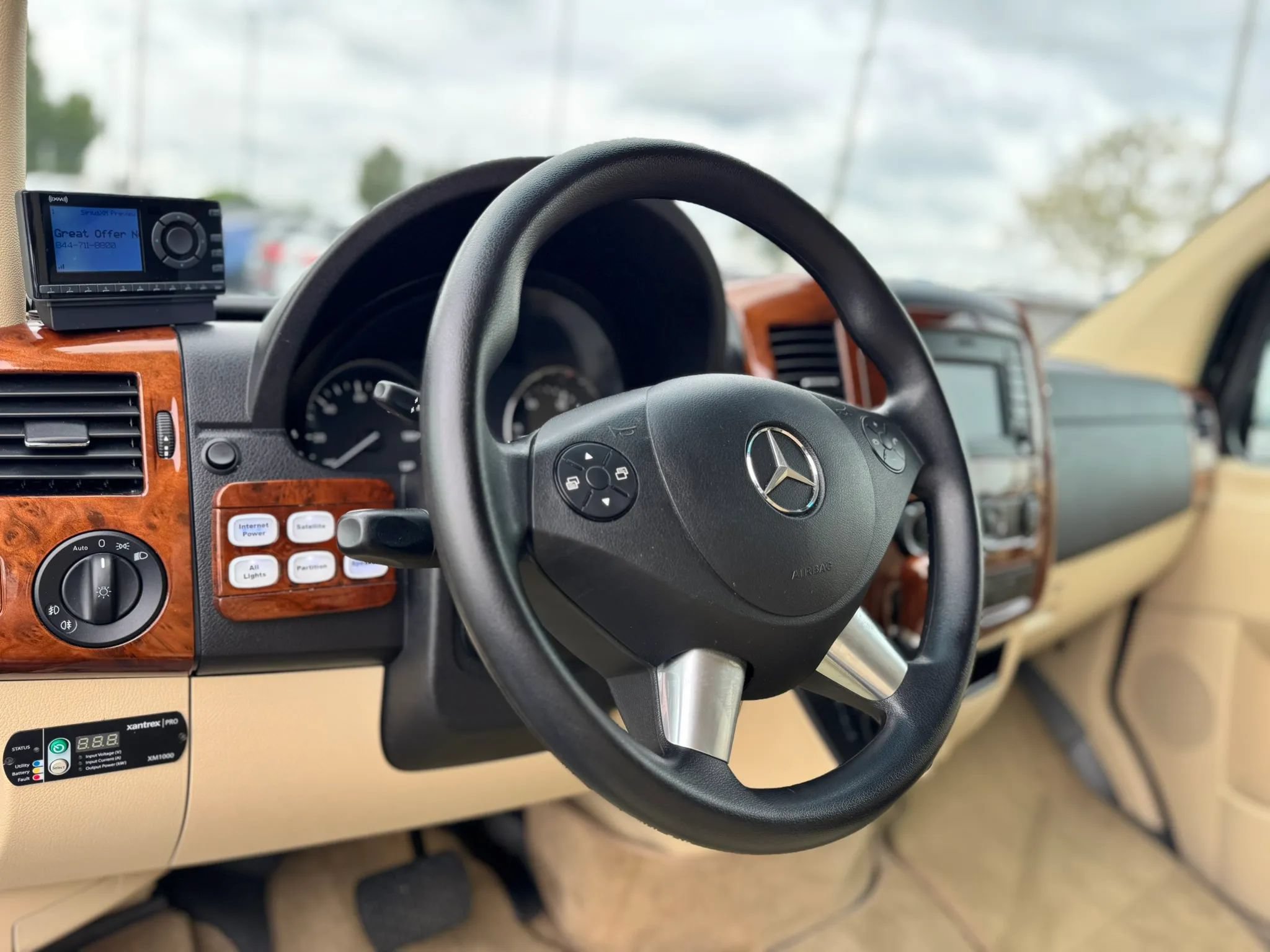 Used 2016 Mercedes-Benz Sprinter 2500 image 18