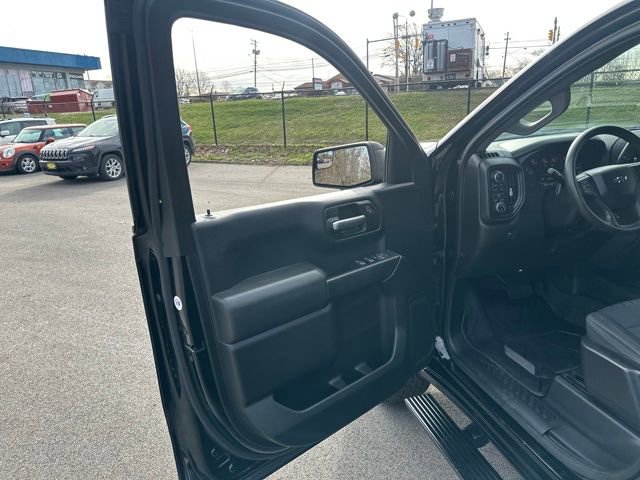 Used 2019 Chevrolet Silverado 1500 Custom Trail Boss image 38