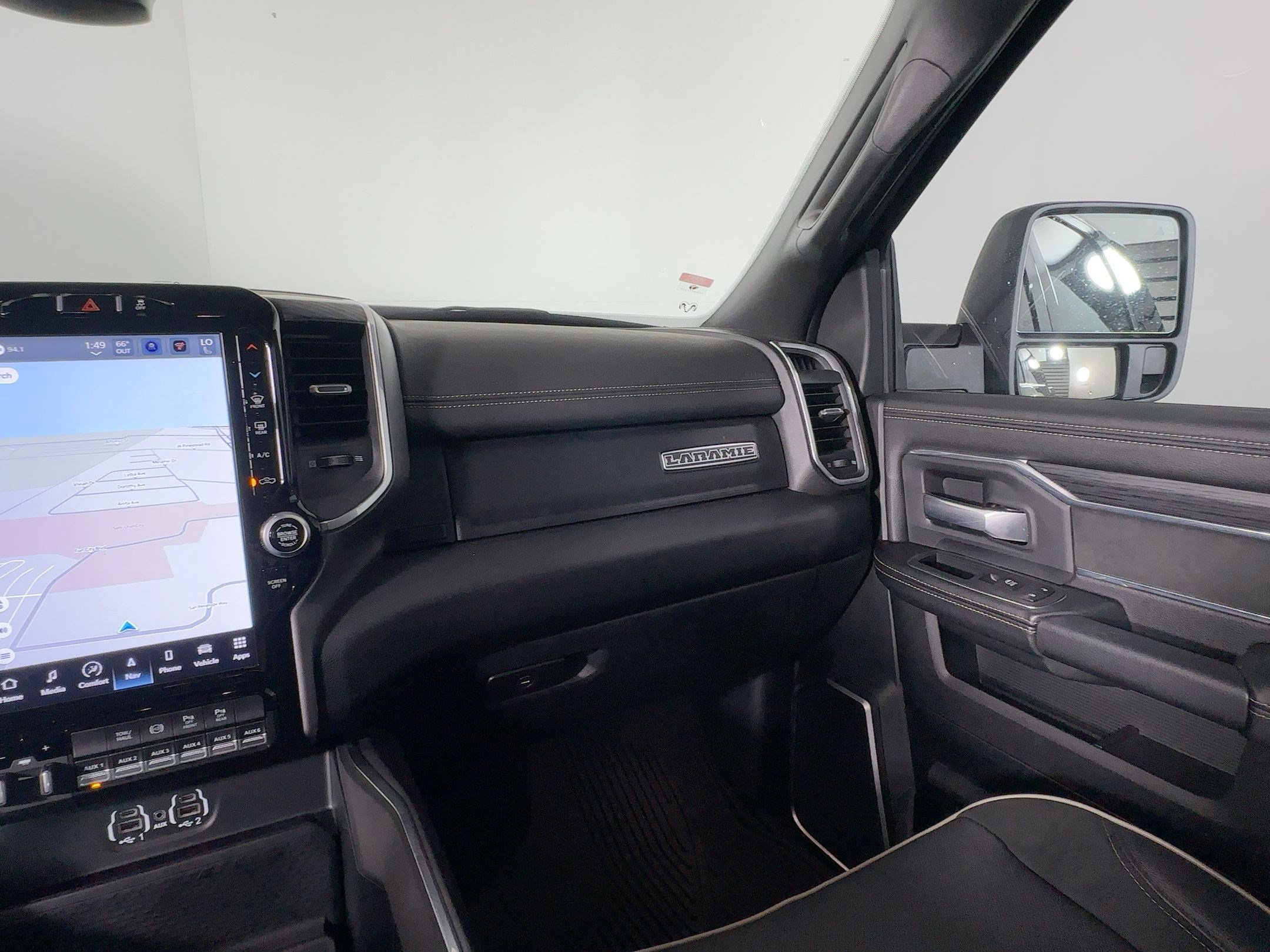 Used 2024 RAM 2500 Laramie w/ Sport Appearance Package image 28