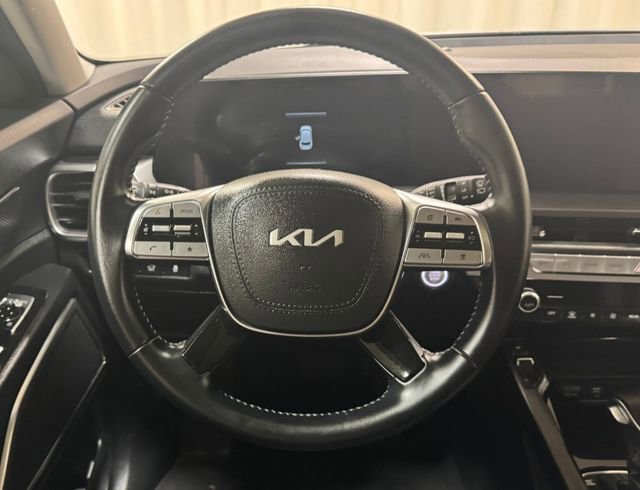 Used 2025 Kia Telluride S image 17