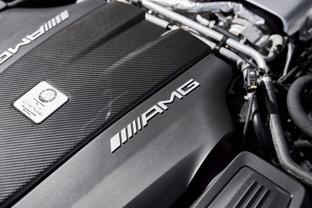 Used 2020 Mercedes-Benz AMG GT R image 31