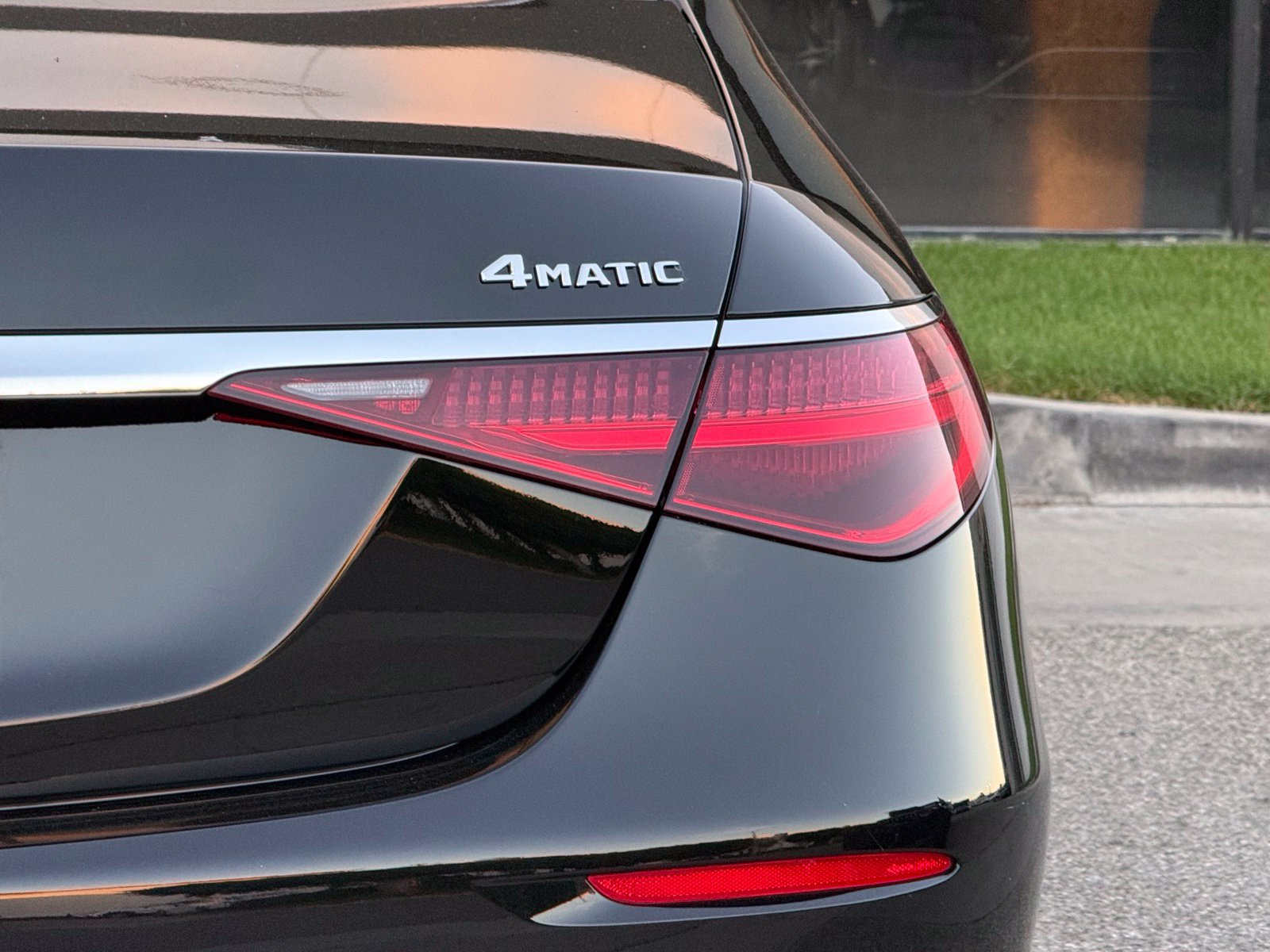 Used 2026 Mercedes-Benz S 580 4MATIC Sedan image 14
