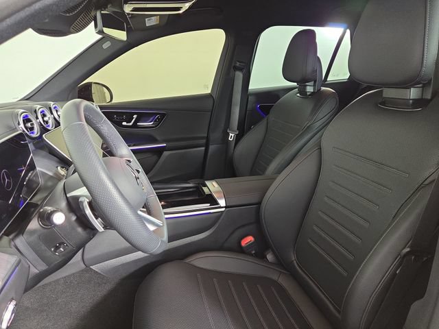 Used 2026 Mercedes-Benz GLC 300 4MATIC image 13