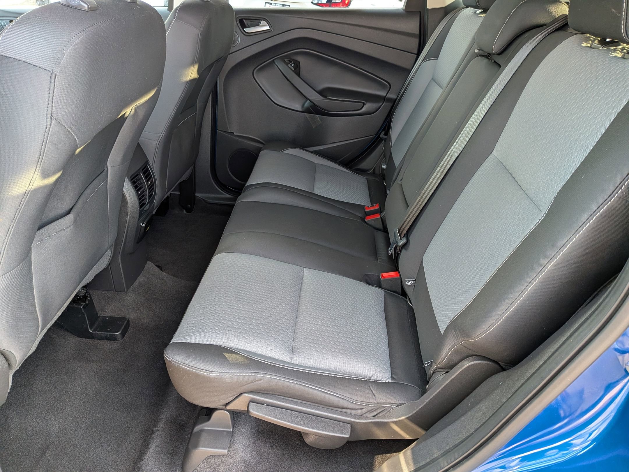 Used 2017 Ford Escape SE w/ Equipment Group 201A image 26